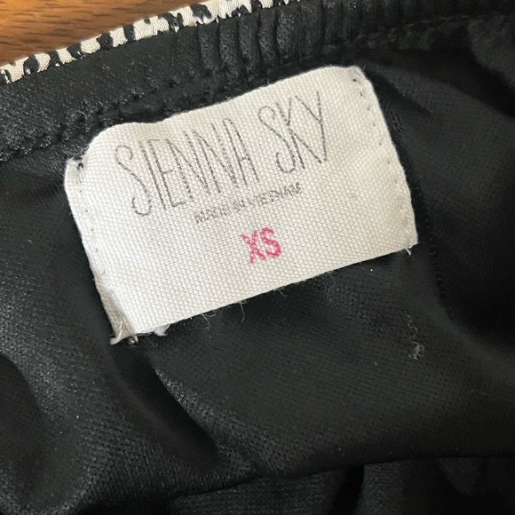 Sienna Sky Black Animal Print High Rise Midi A-Line Skirt Juniors XS - Picture 4 of 7